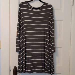 NW Bombom long sleeved midi dress with pockets